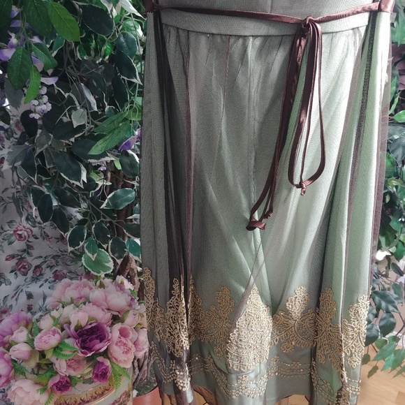 GREEN/BROWN BEADED/SEQUIN SUMMER DRESS BY TEEZE ME SIZE M - Picture 6 of 10